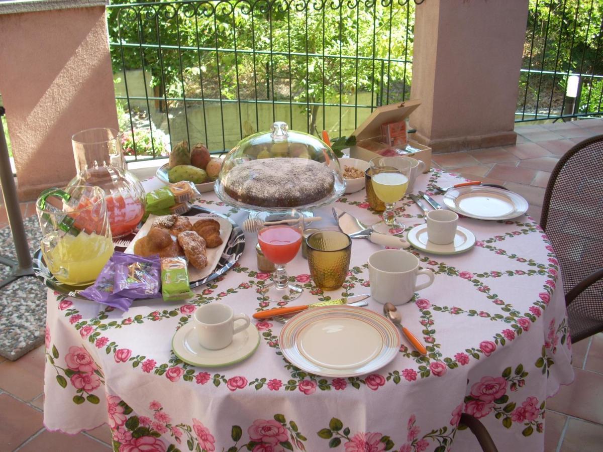 La Corte Di Bafe B&B "Slow Life" Zafferana Etnea Exterior foto