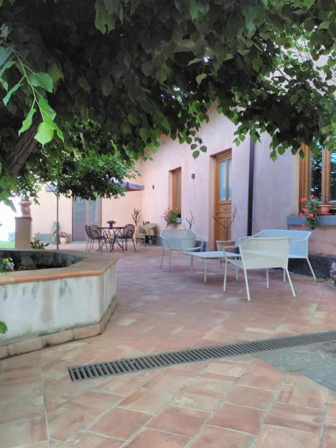 La Corte Di Bafe B&B "Slow Life" Zafferana Etnea Exterior foto